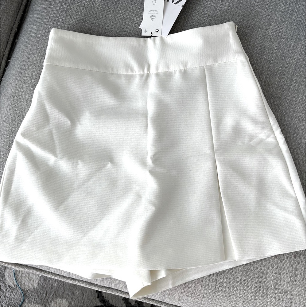 Zara White Skort